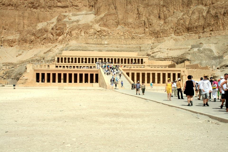 Luxor: Hatshepsut, Valley of Kings and Felucca Ride, Guided