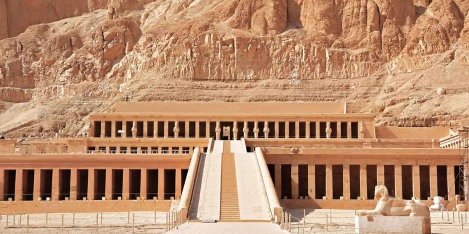 From Hurghada to Luxor Private Day Tour