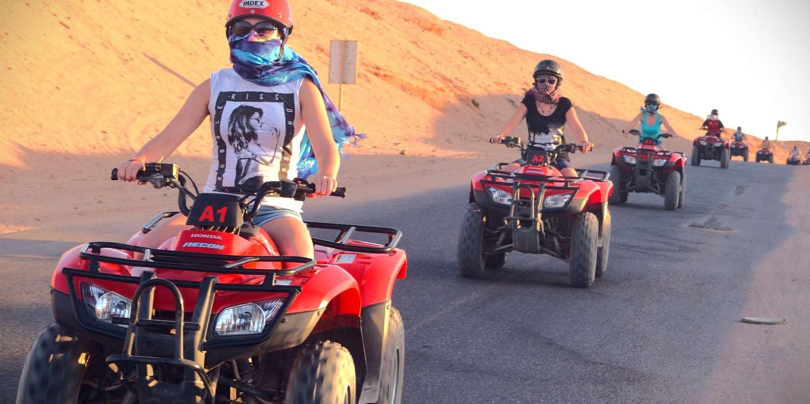 Hurghada: Quad Bike, Sea, Camel, Safari, Stargazing & Dinner