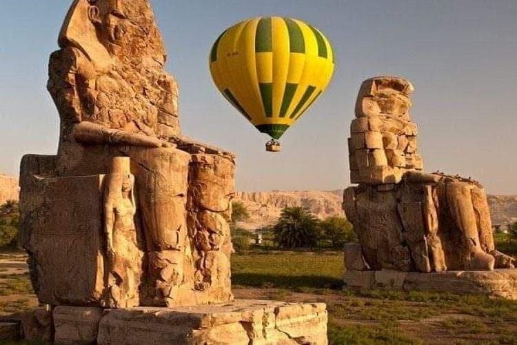 Overnight Luxor Tour from Cairo by Flight with Hot Air Balloon