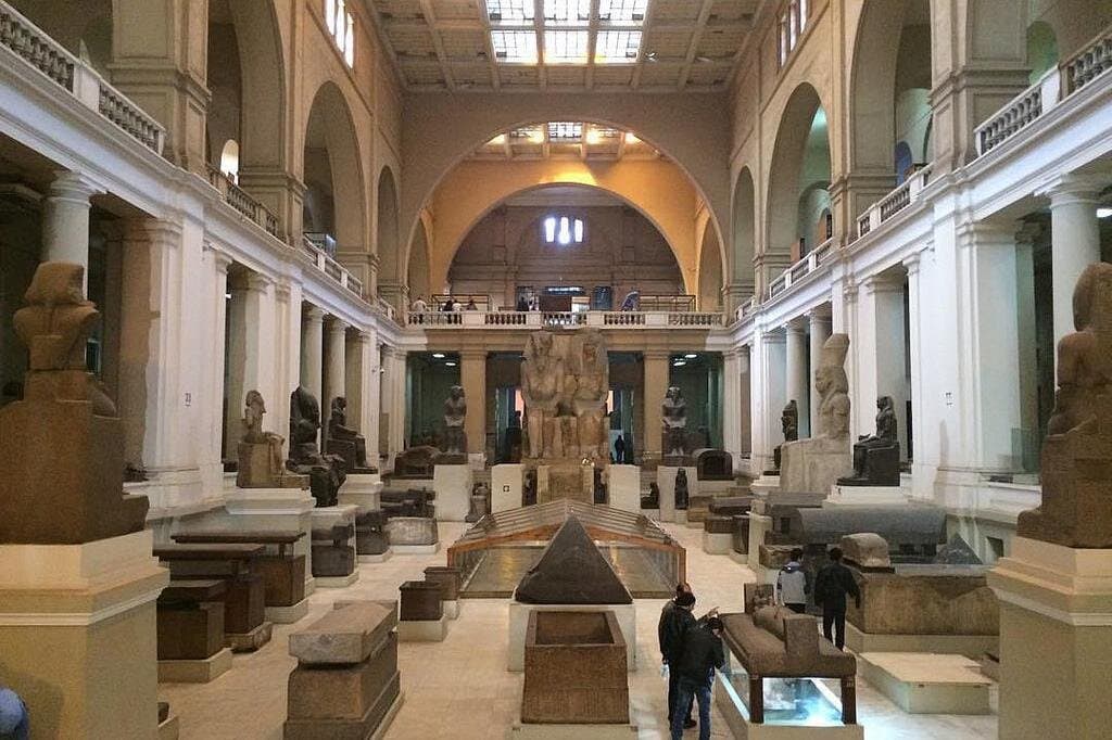Private Tagestour nach Kairo: Ägyptisches Museum, Zitadelle und Khan al-Khalil-Basar