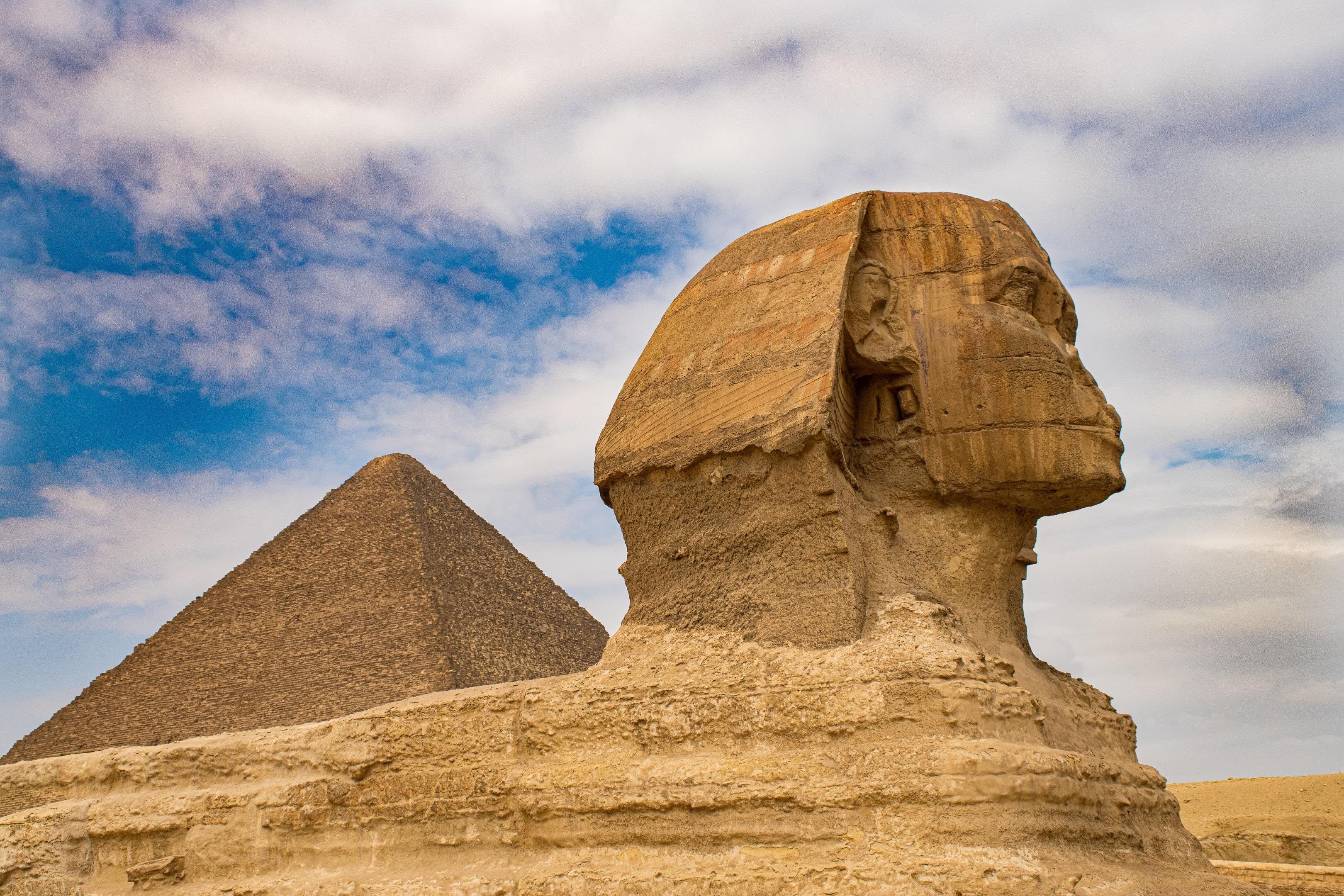 Day Tour to Pyramids, Sphinx, Sakkara And Memphis