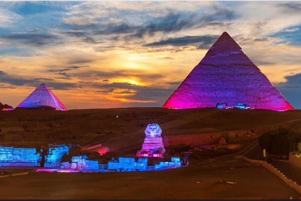 Private Tour To Sound and Light Show at Giza Pyramids