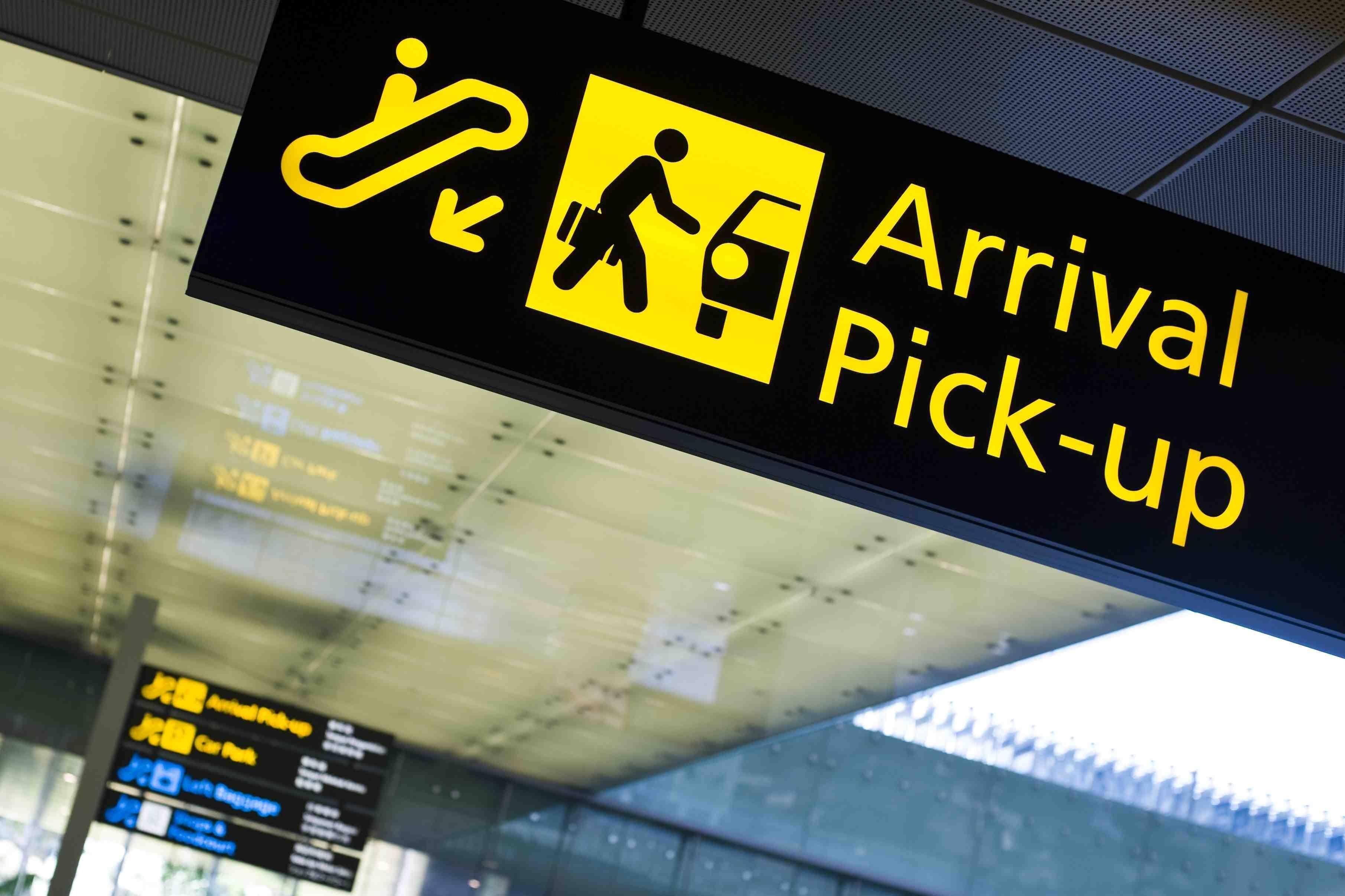 VIP Meet and Greet Private Hotel Transfer from Cairo Airport