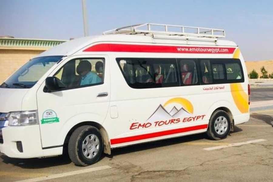 خدمة نقل خاصة من الفنادق بالجيزة إلى مطار القاهرة