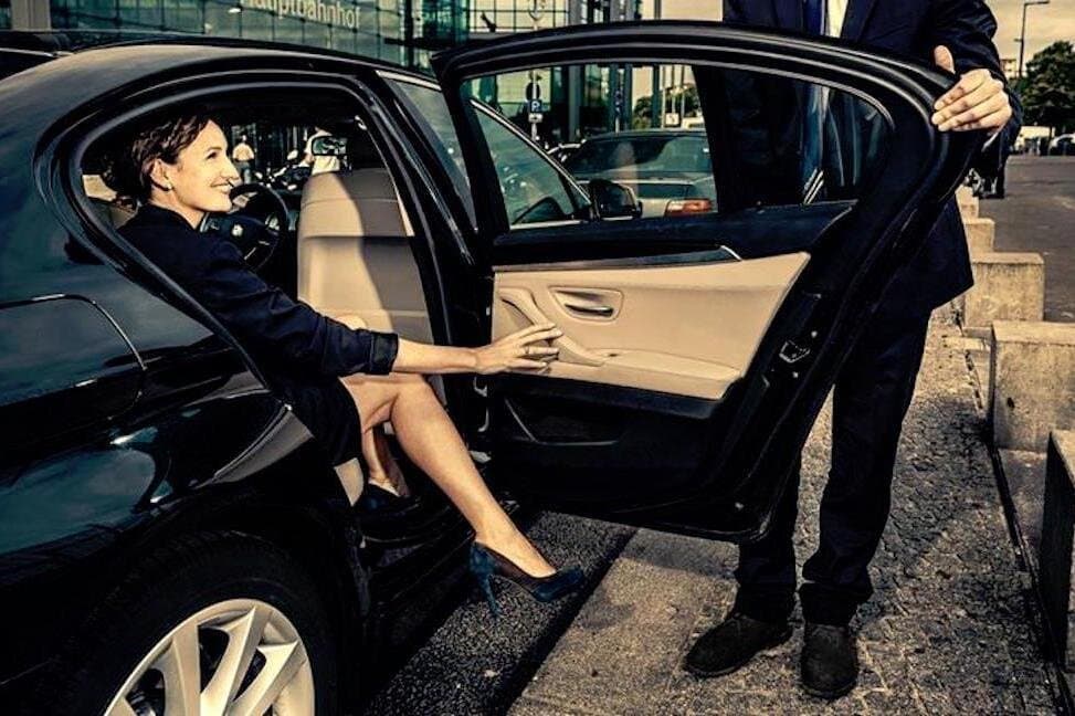 Private Pickup Transfer from Cairo Airport to Hotels in Cairo