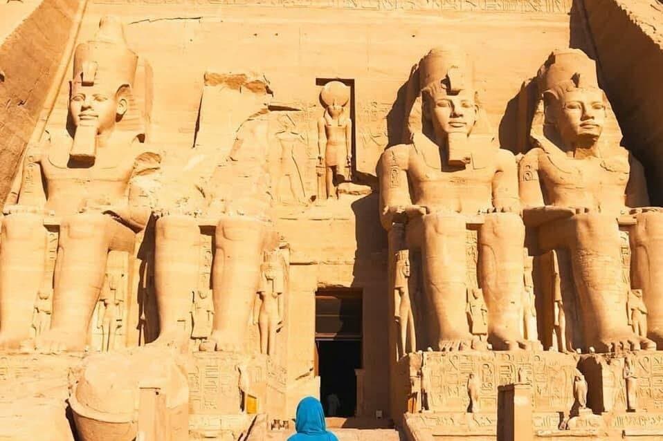 Trip to Abu Simbel by Coach