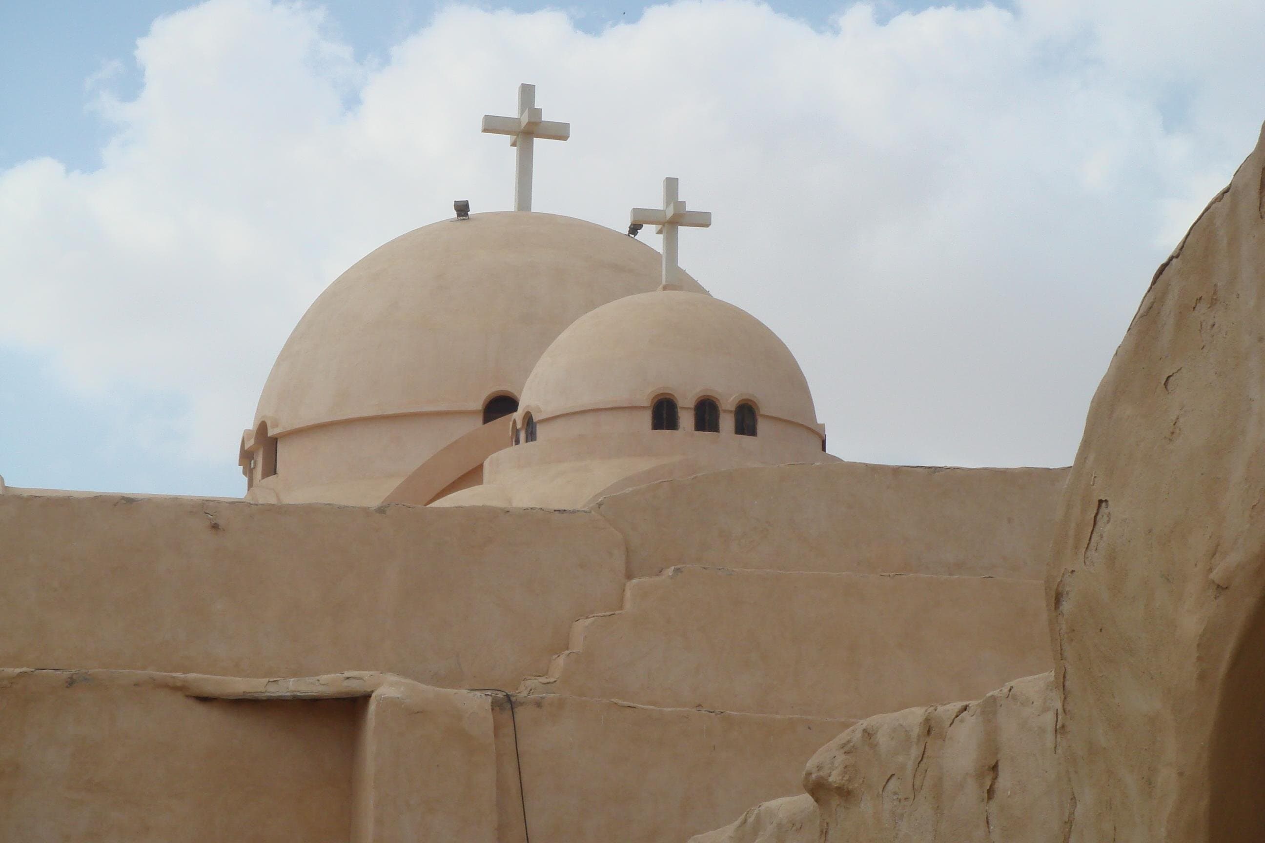 Private Tour zu den Klöstern von Wadi El-Natrun von Kairo