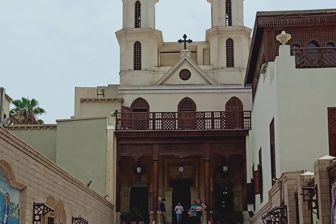 Private guided tour to Cave church and old Coptic churchs in the old Cairo