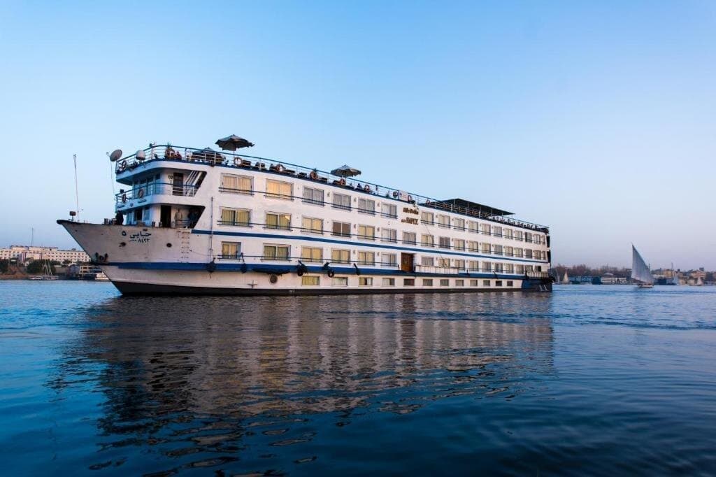 3 Night 4 Days Nile River Cruise from Luxor to Aswan