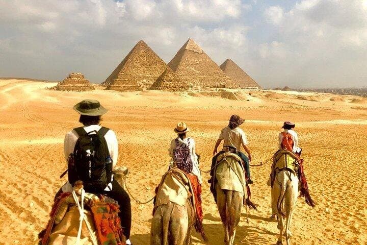 Cairo Full Day Pyramids and Egyptian Museum Tour -Sharm El Sheikh