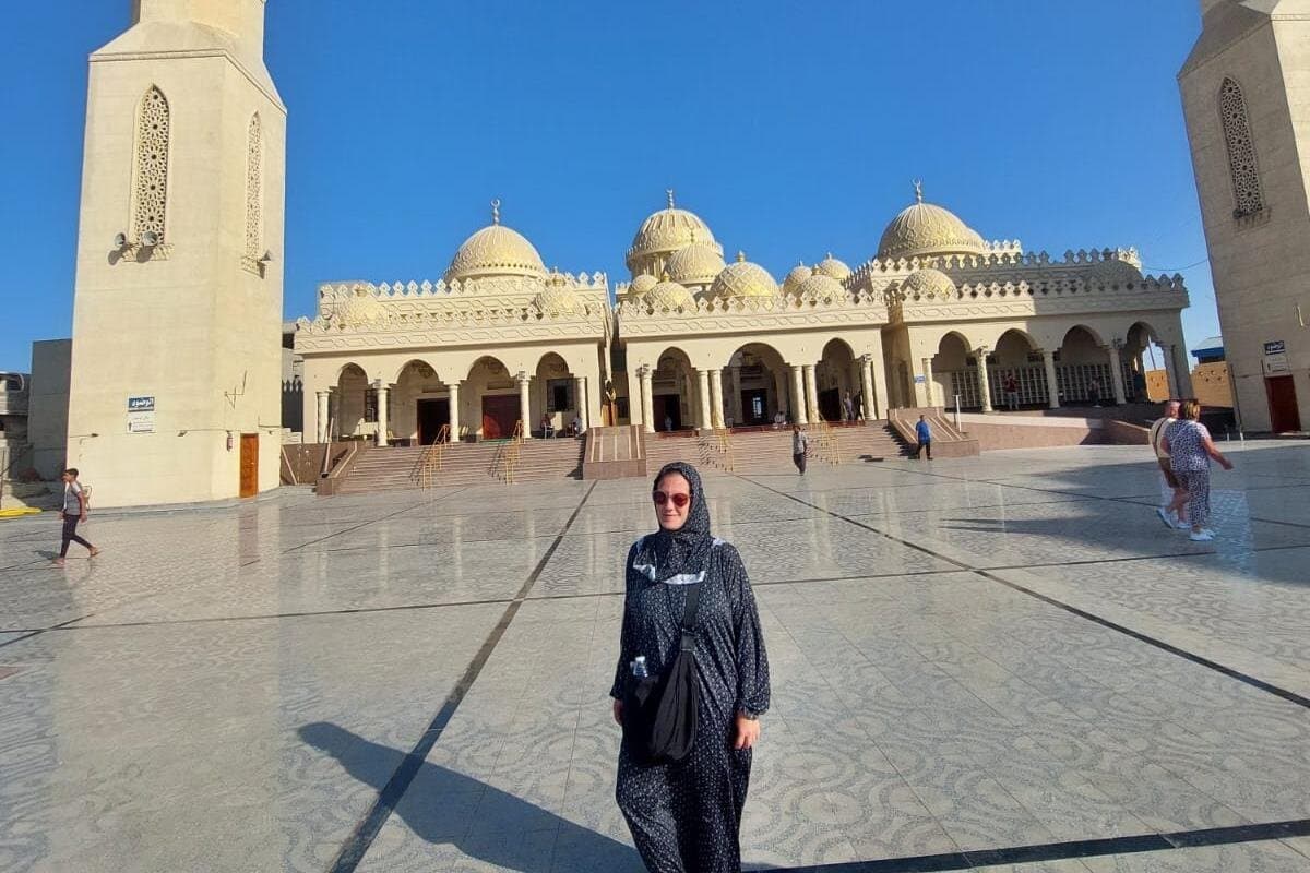 Typical an Egyptian Oriental City Tour with Old Hurghada Shopping