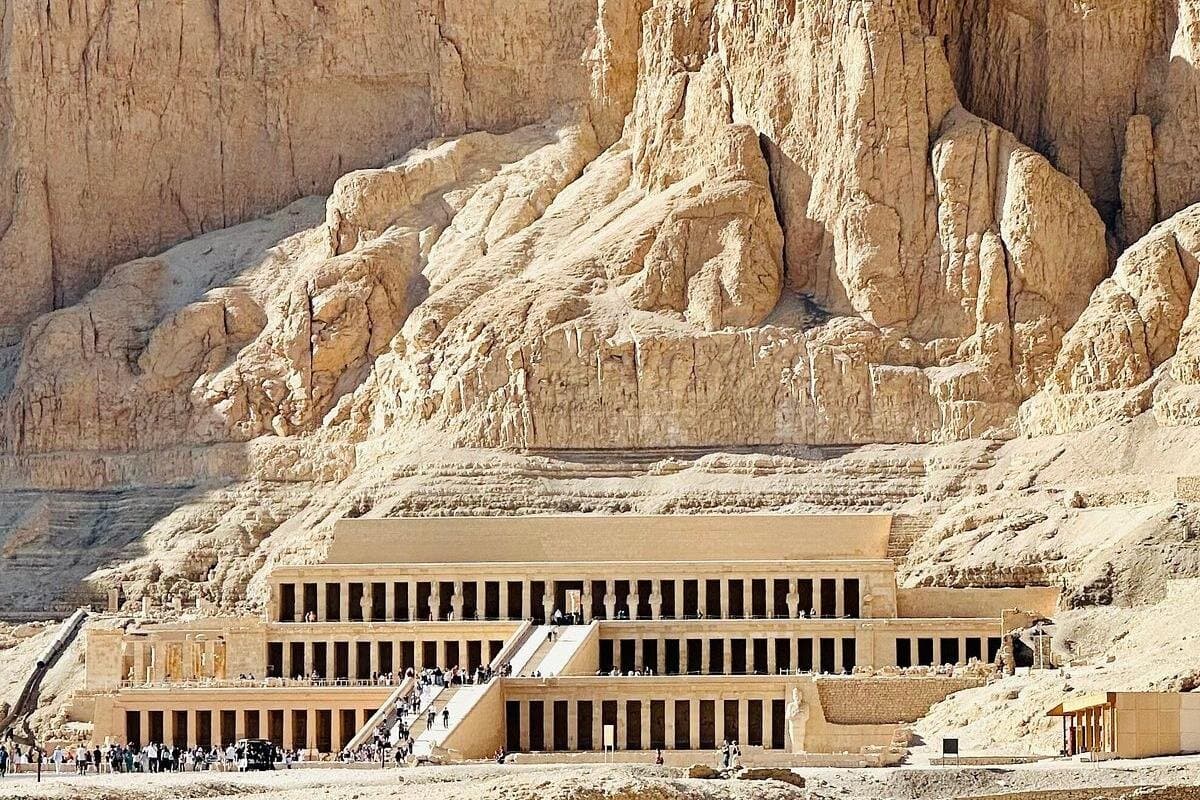 Luxor Archaeology Tour: Valley of the Kings, Karnak, Luxor Temples & More