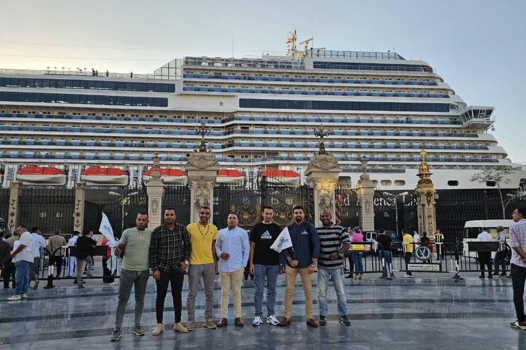 From Alexandria Port: Giza Pyramids and Museum, Private Day Tour.