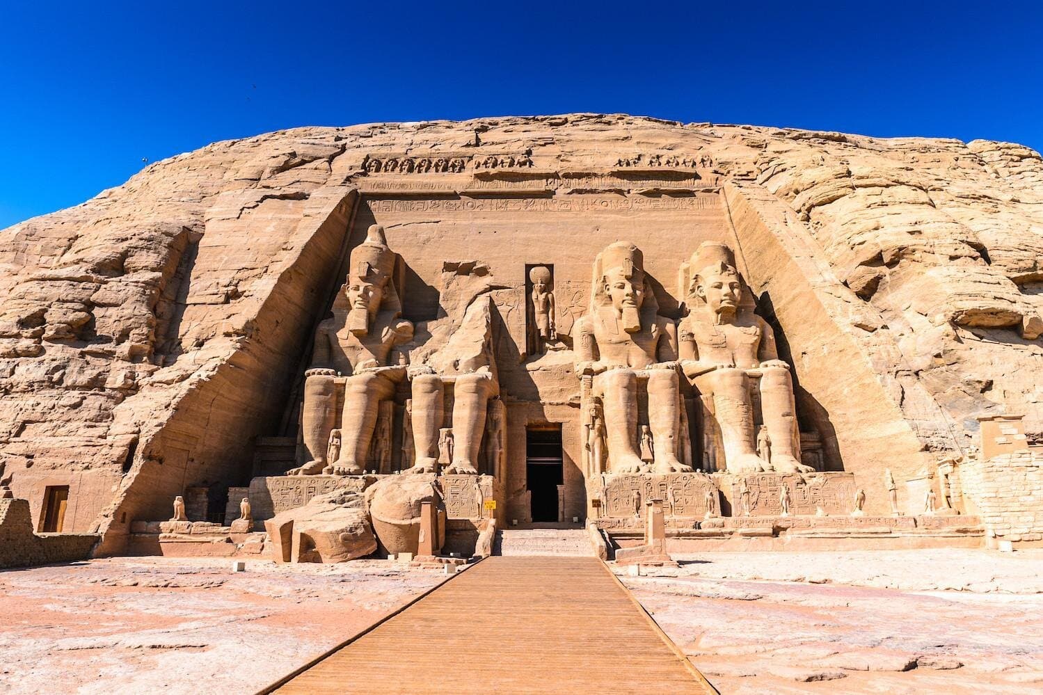 Abu Simbel Temple from Aswan : Full-Day Sharing Group Tour