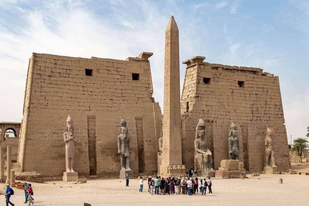 Hurghada to Luxor visit the valley of the kings full day tour