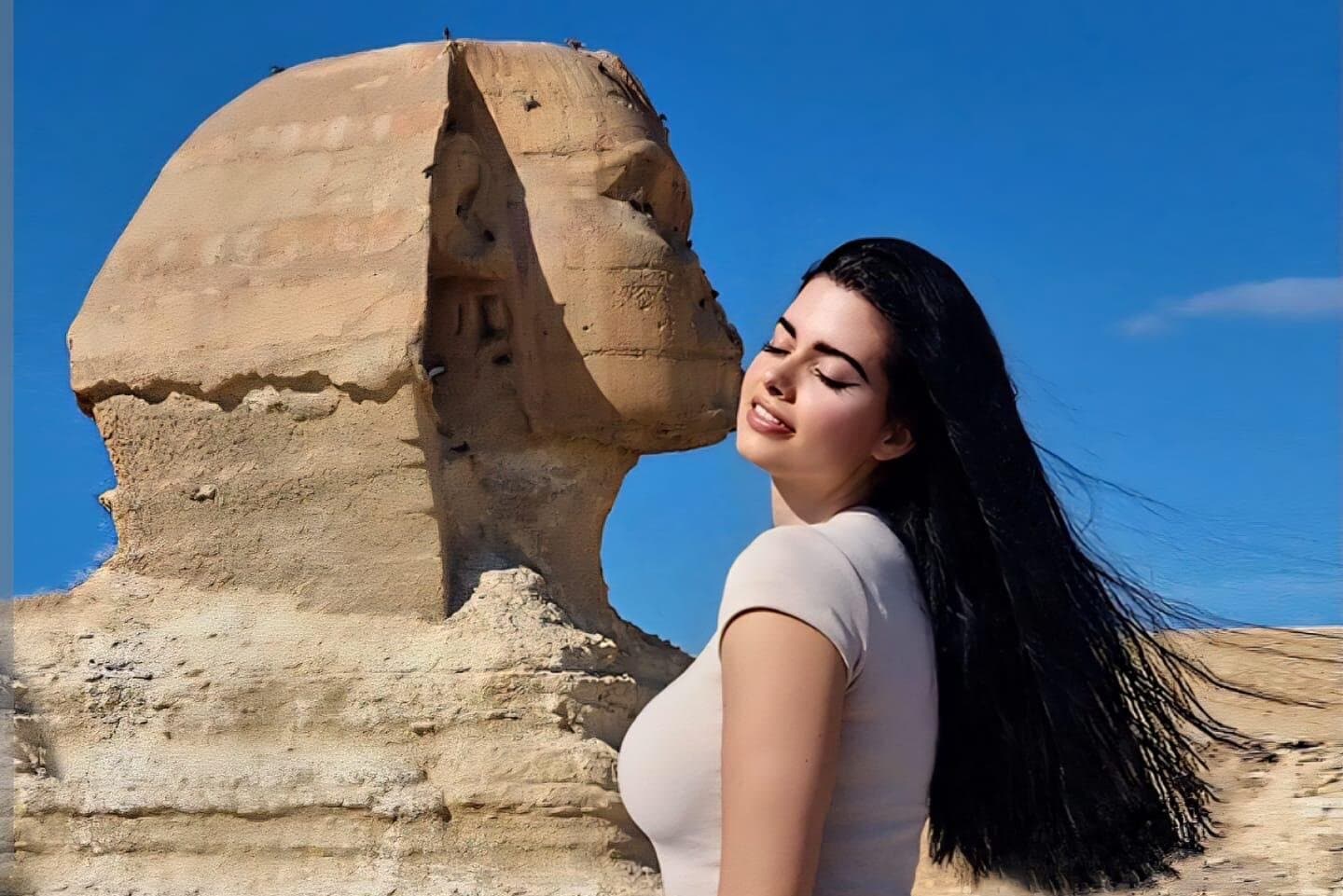 Tour of the Giza Pyramids Sphinx Saqqara and Memphis