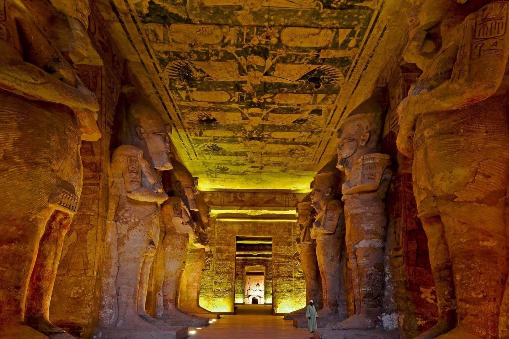 Abu Simbel Temple Day Trip with Hotel Pickup from Aswan