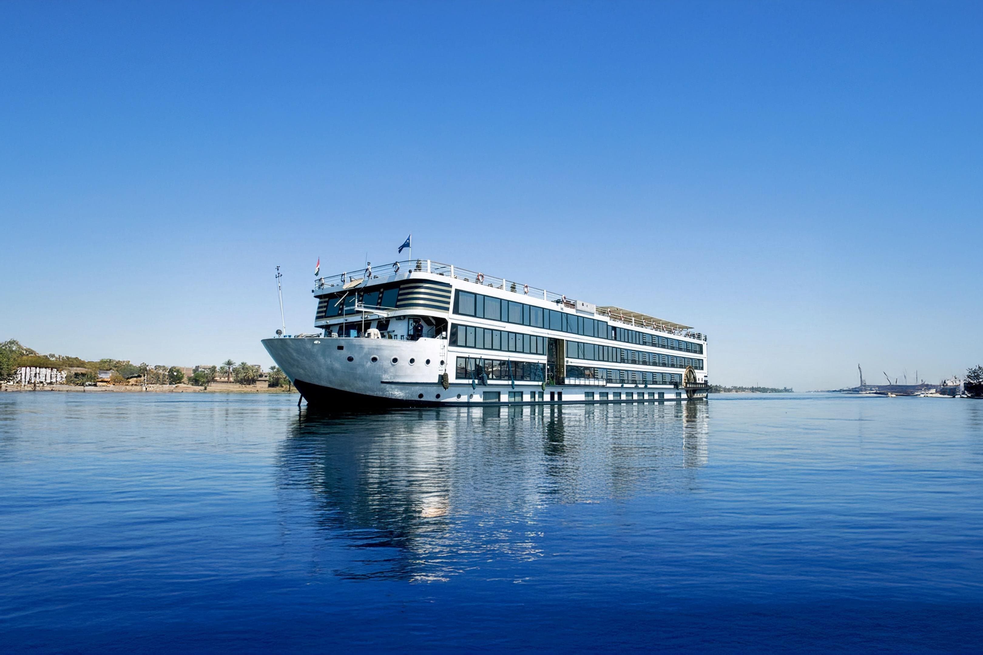 4-Days Cruise Luxor to Aswan with Hot Air Balloon and Sightseeing