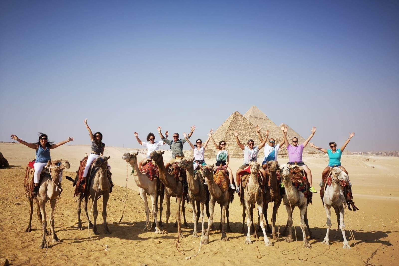 Hurghada : Grand Egyptian Museum & Pyramids in small group