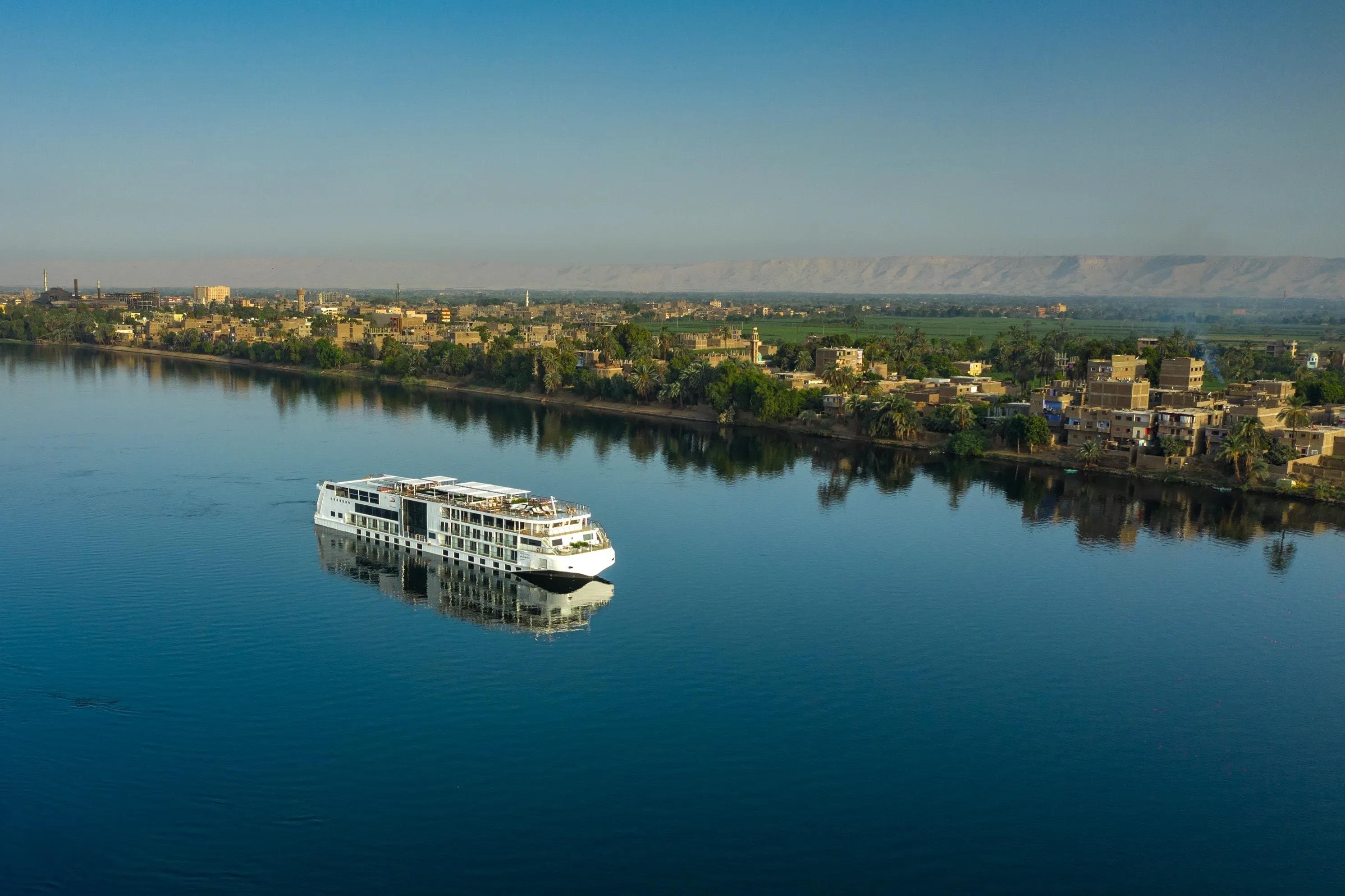 Full Package 5 Days Private Nile Cruise Luxor and Asawn