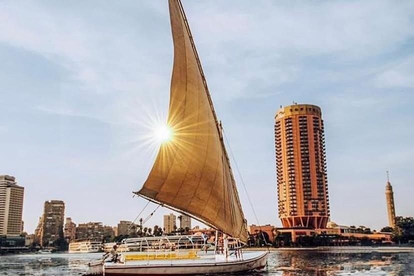 Private Felucca Boat on the Nile with Snacks in Cairo