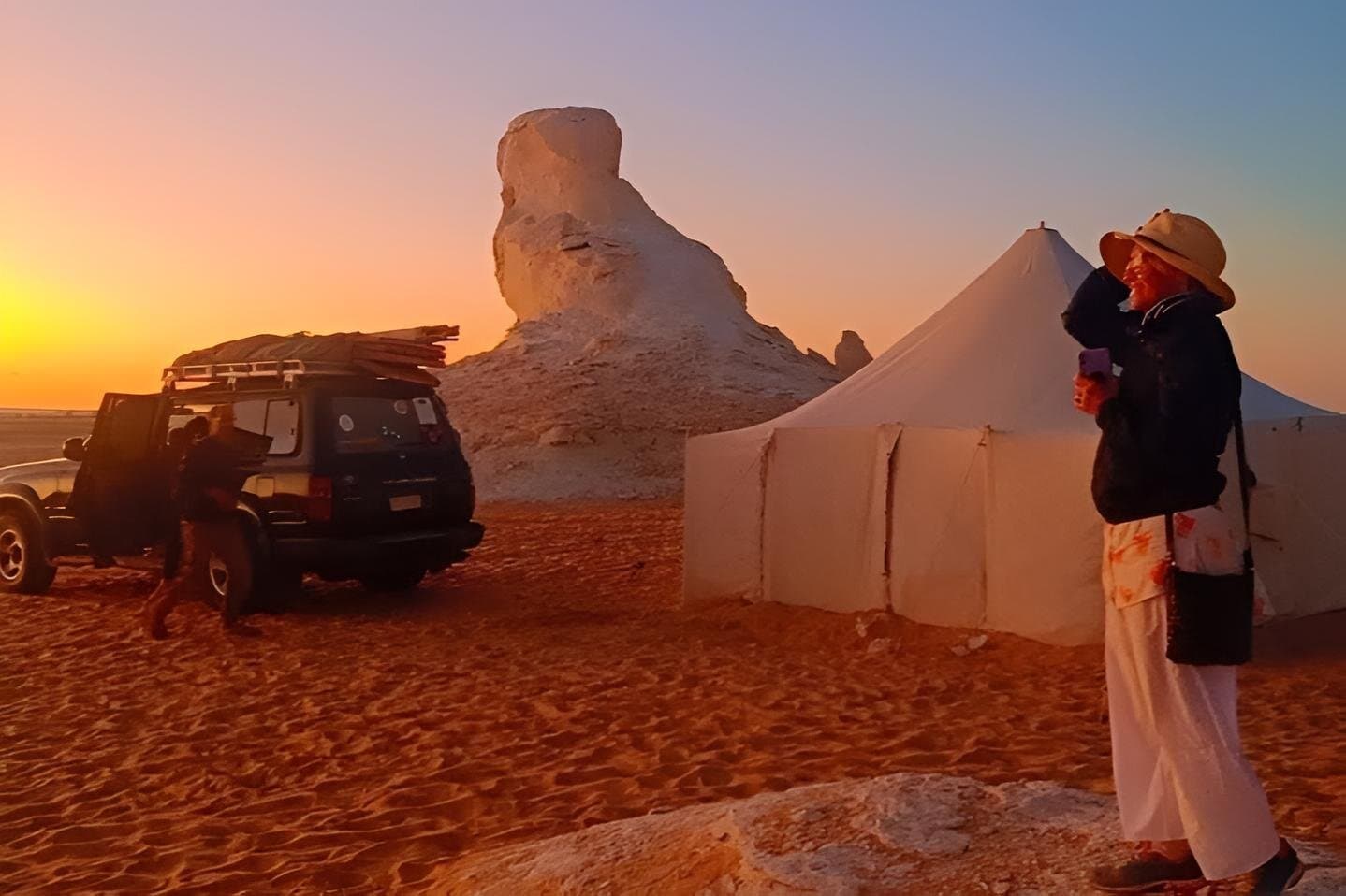 Bahariya Black and White Desert Private Adventure