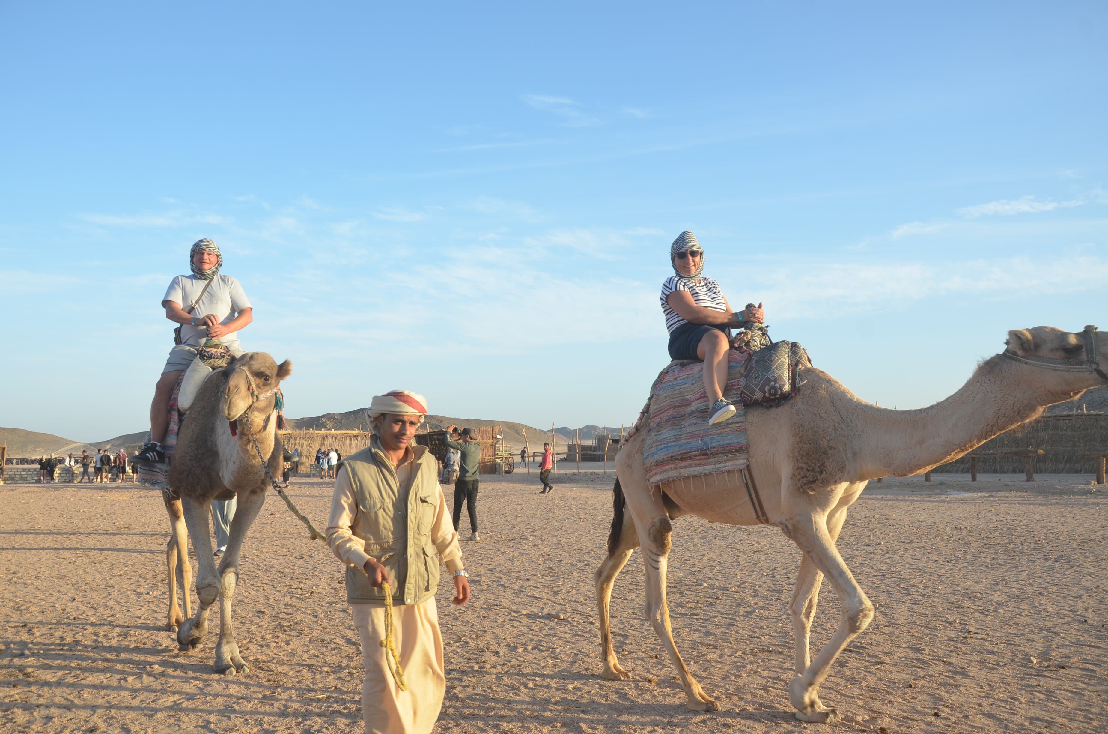Hurghada - 2 Hours Camel Ride in the Desert & Beach with Transfer