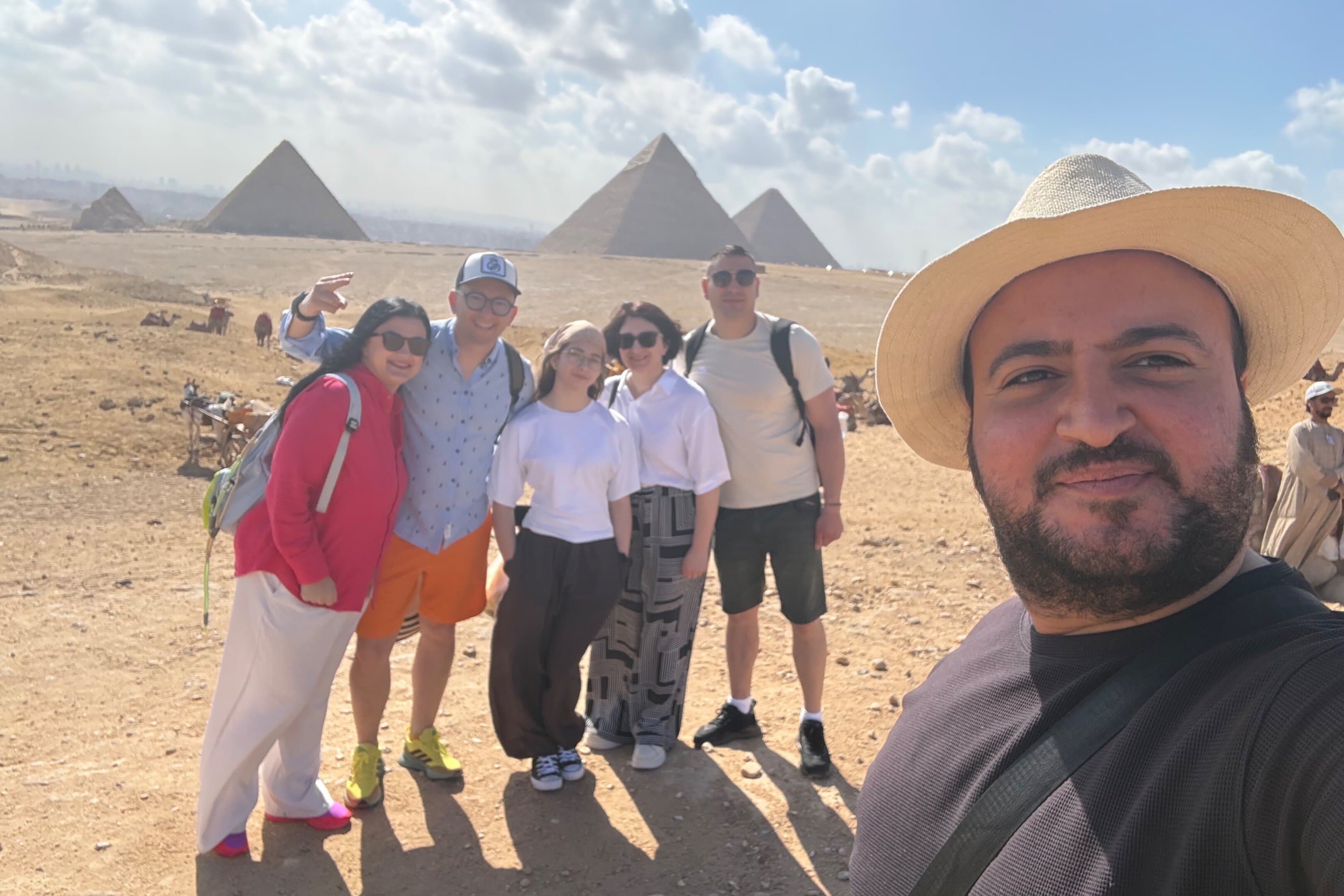 Giza Pyramids ,Sphinx & Mummies Museum Private Guided Tour