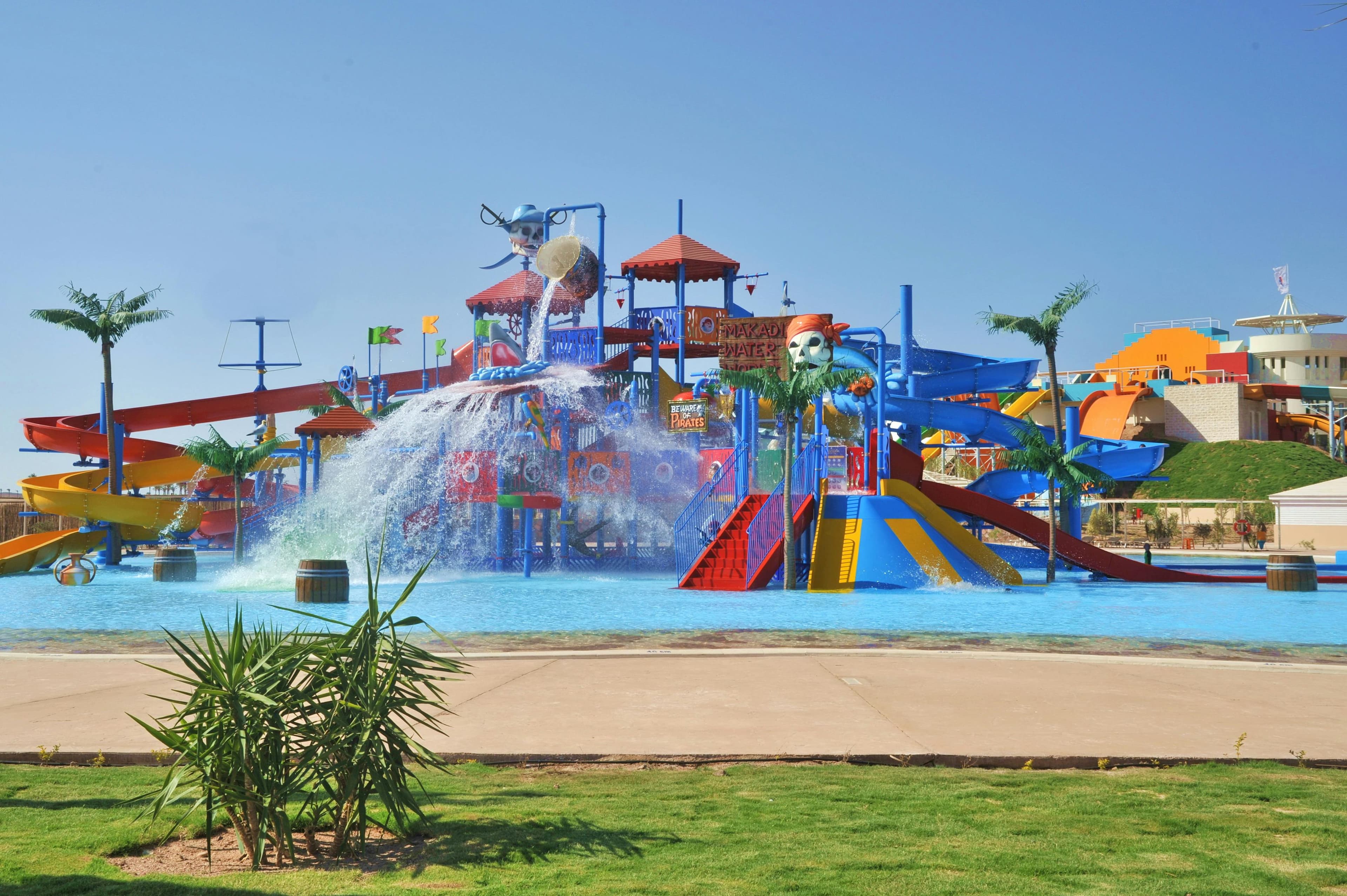 Full-day Makadi water world experience