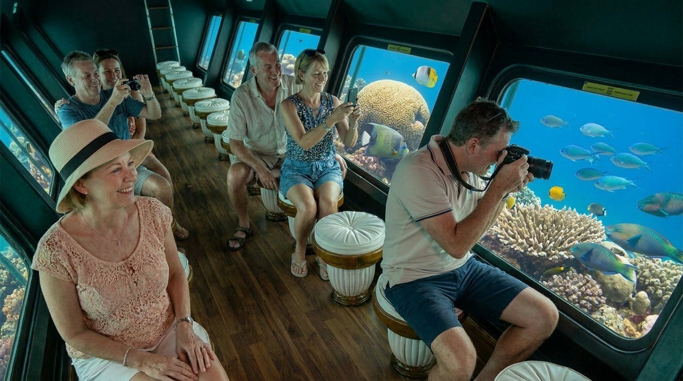 Sea Scope semi-submarine experience from Makadi Bay in Hurghada