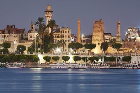 Private 2 Hours Luxor Tour by Horse Carriage