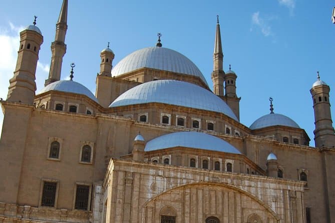 Cairo guide on site tours visit Islamic and Coptic Cairo
