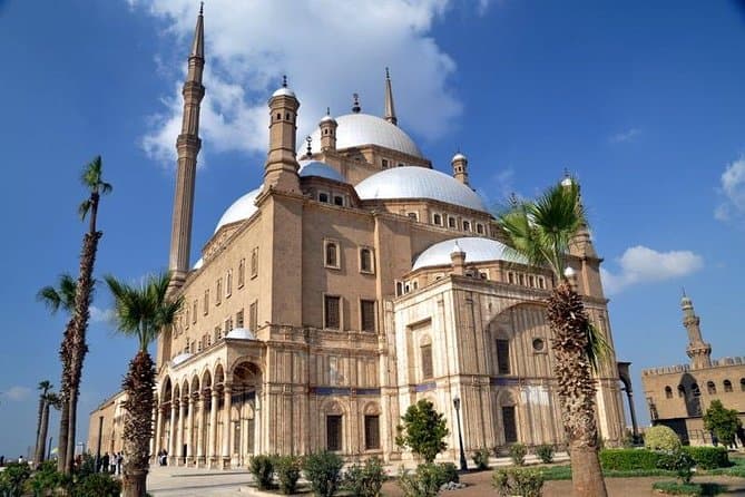 Giza Pyramids, Sphinx, Old Cairo, Citadel and alabaster mosque