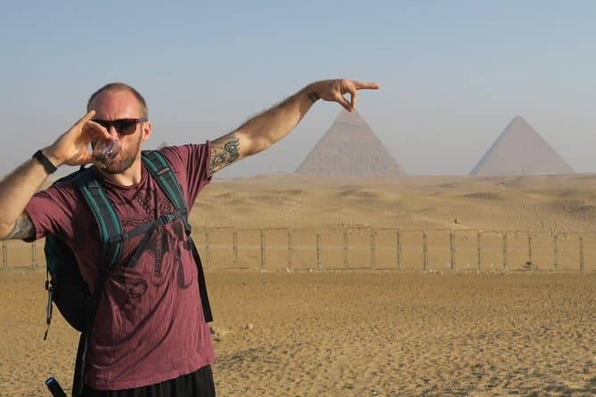 Private Guided Tour to Giza Pyramids Egyptian Museum & Khan El Kahlili Bazaar
