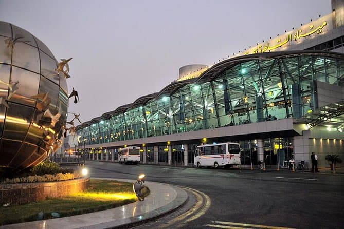 Departure Airport Transfer from Cairo or Giza to Cairo Airport