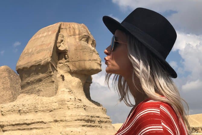 Private Egypt Travel: Giza Pyramids, Sakkara & Memphis Tour