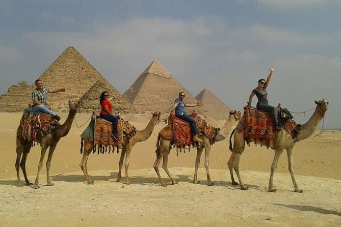 Private Tour To Giza Pyramids With Camel Ride And Egyptian Museum In Cairo