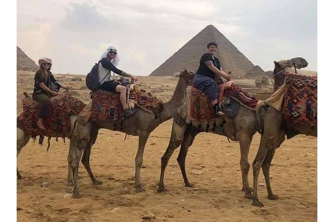 Private Half-day Trip To Giza Pyramids With Camel Ride