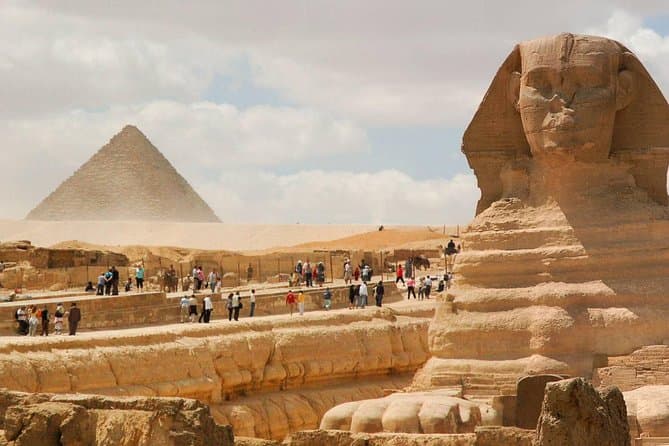 Private Full Day Tour: Great Pyramids & Pyramids at Sakkara & Memphis