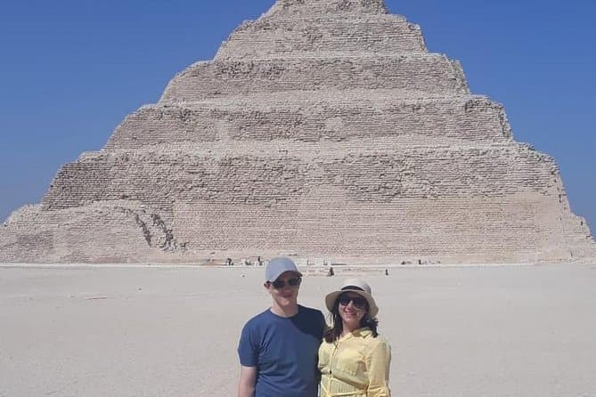 Top Rated Memphis and Sakkara - Private 6-Hour Tour from Cairo