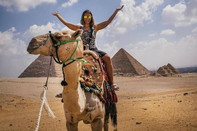 Guided Tour to Giza pyramids Sphinx and Egyptian museum