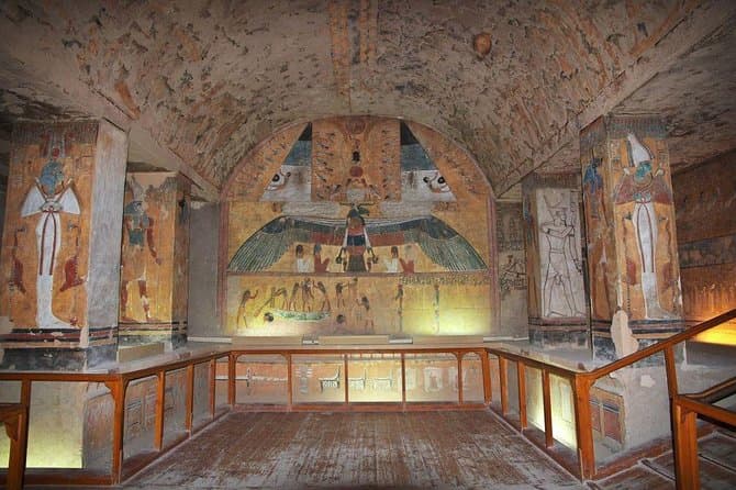 Valley of Kings and Hatshepsut