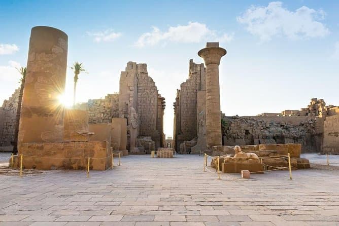جولة الأقصر من القاهرة بالطائرة