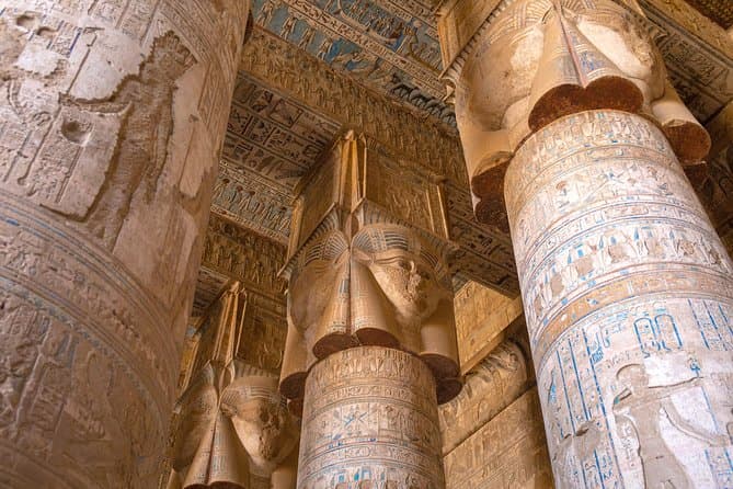 Het grote tempelcomplex van Dendera