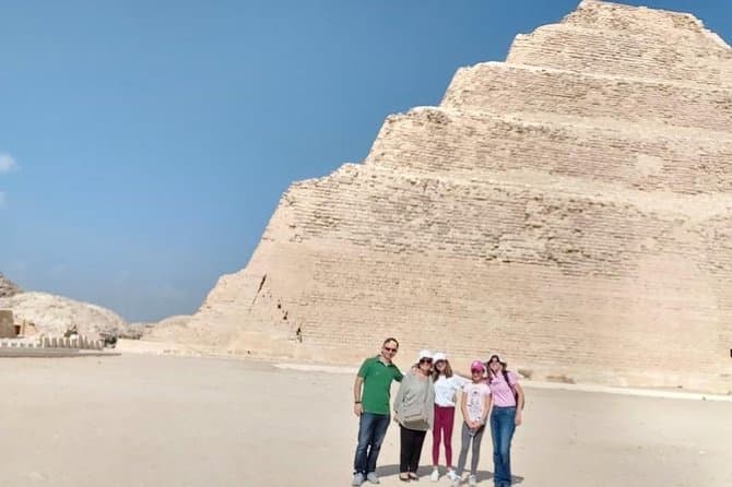 Private Tour - Giza Pyramids, Memphis and Sakkara Tour