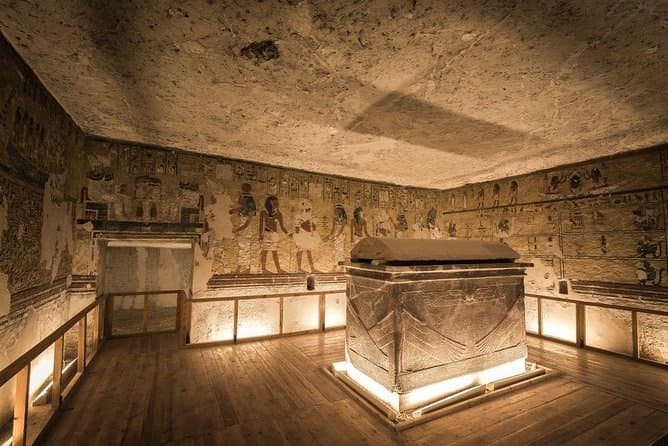 Tour di mezza giornata: Valle dei Re, tempio di Hatshepsut e Colossi di Memnone