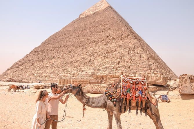 From Hurghada Pyramids of Giza & old Egyptian museum by flight