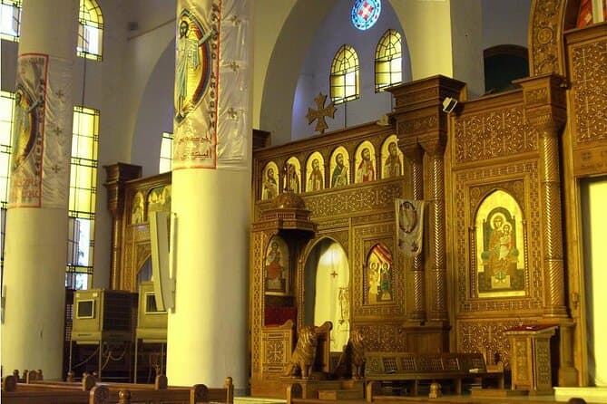 Cairo Day Tour: Salah El Din Citadel, Coptic and Islamic Cairo