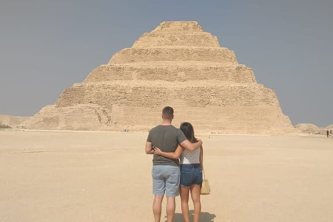 Private tour to Sakkara, Memphis, and Dahshur including entrance fees with Lunch